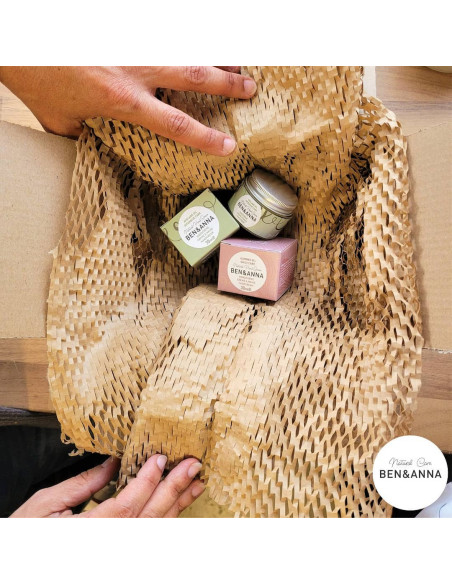 Crema de manos Daily Care con aceite de almendra tarro de cristal 30 ml - Imagen 2